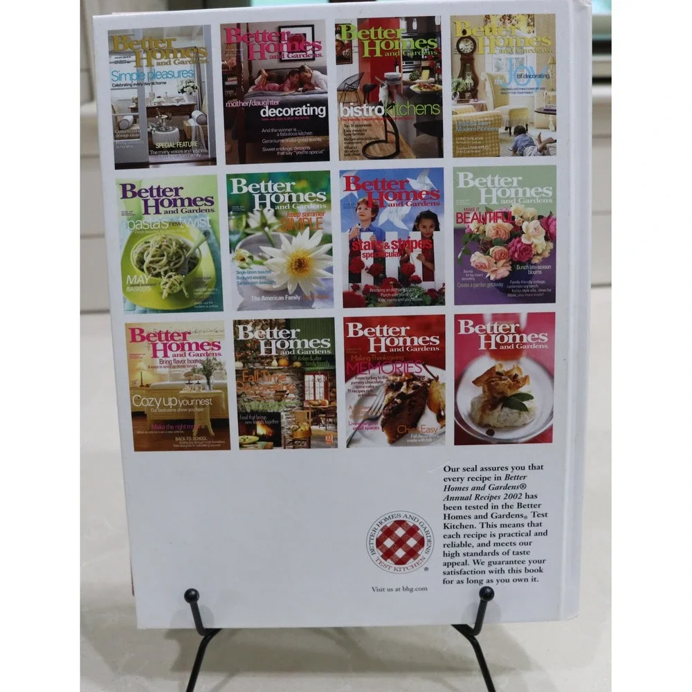 Better Homes and Gardens Annual Recipes 2002 Hardcover Cookbook Illustrated